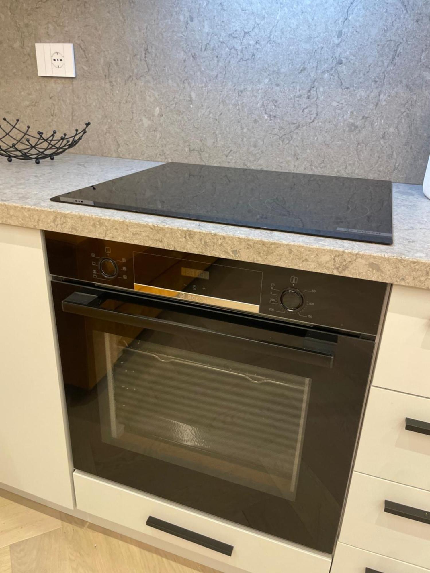 Luxury One Bedroom Apartment Тирана Екстериор снимка
